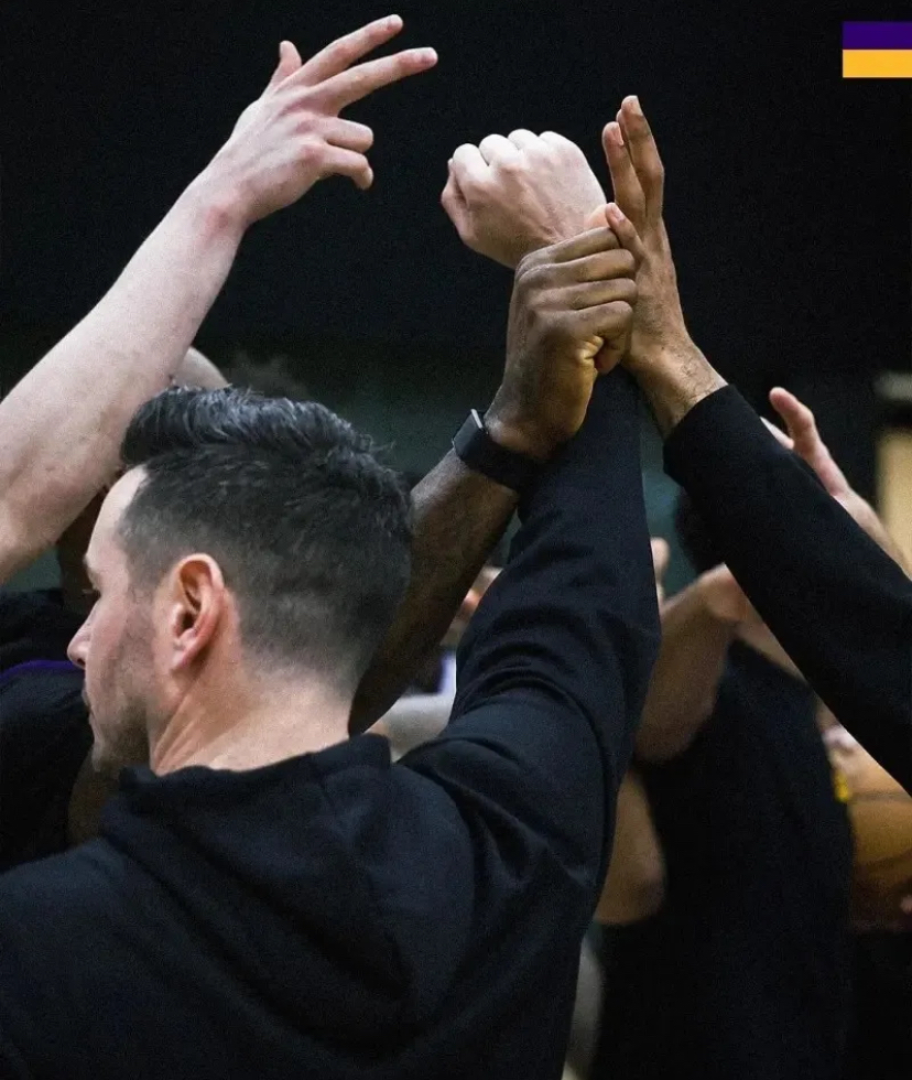 开云娱乐-关于集结日NBA总决赛焦点战；洛杉矶湖人战术微调；管理层满意；轮换策略成焦点的信息